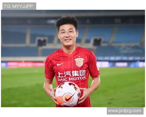 武磊足球明星壁纸精选展现中国足球魅力与激情的视觉盛宴 武磊足球明星壁纸精选展现中国足球魅力与激情的视觉盛宴