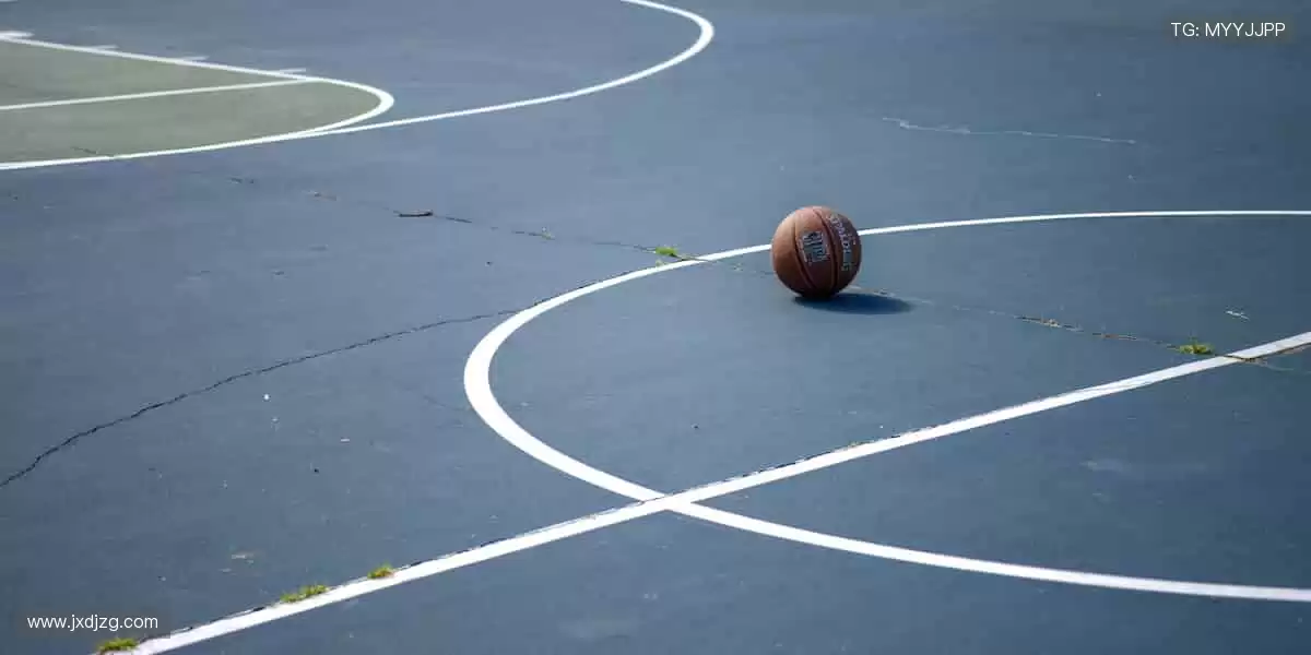 💻专业解说 + 实时互动,全球球迷同频狂欢!💥